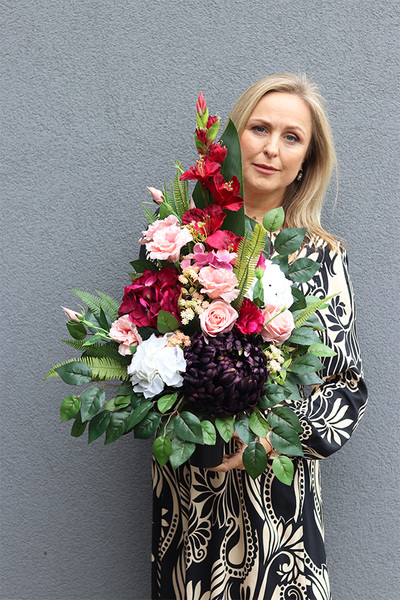 Bordo Premium, nagrobny bukiet we wkładzie do flakonu