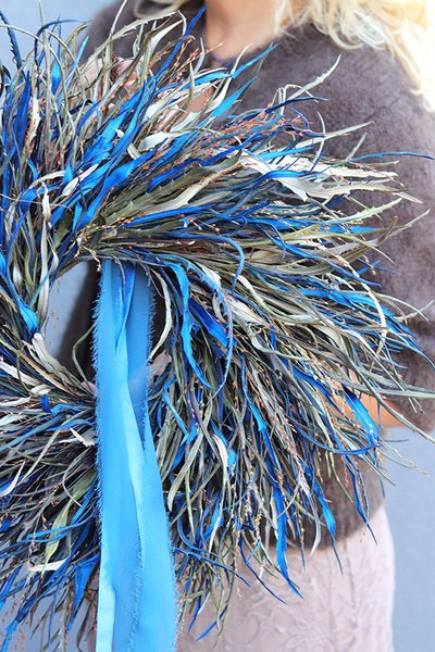 Blue Autumn, dekoracyjny wianek z suszonych i stabilizowanych roślin, śr.45cm