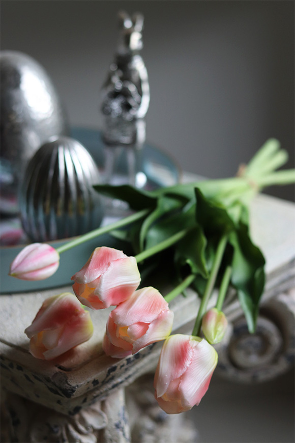 April, bukiet tulipanów silikonowych Śmietankowy Różowy