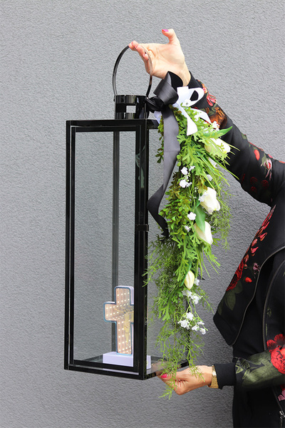 Angelo Garden Tulipe, lampion nagrobny z kwiatami