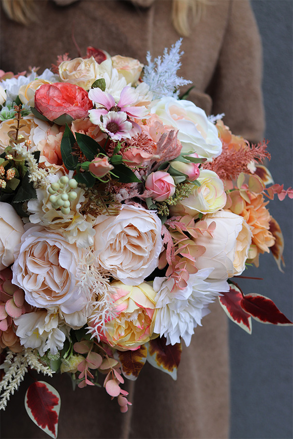 Morelli 3, kompozycja nagrobna w plastikowym naczyniu