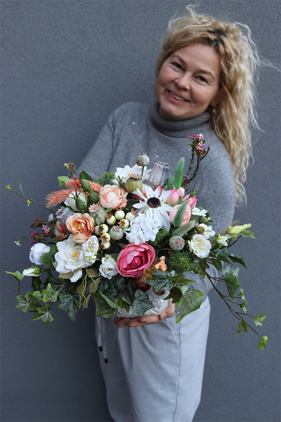 Baronessa, kompozycja kwiatowa do Twojej donicy, wys.30x40cm