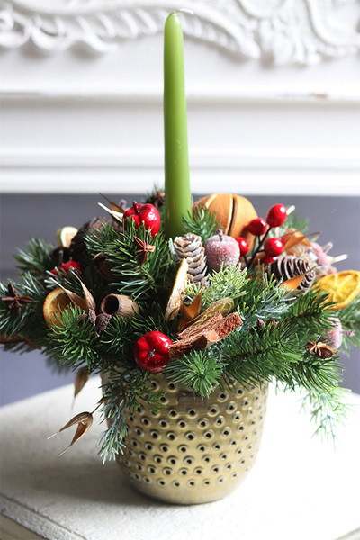 Kolory Świąt, świąteczny stroik ze świecą