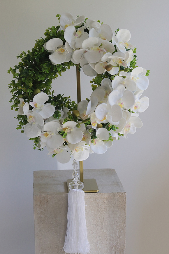 Orchidelia White Glamour, asymetryczny wianek z chwostem