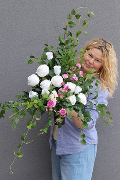 Serce Pełne Miłości 3, bukiet nagrobny we wkładzie do wazonu, dł.60 cm