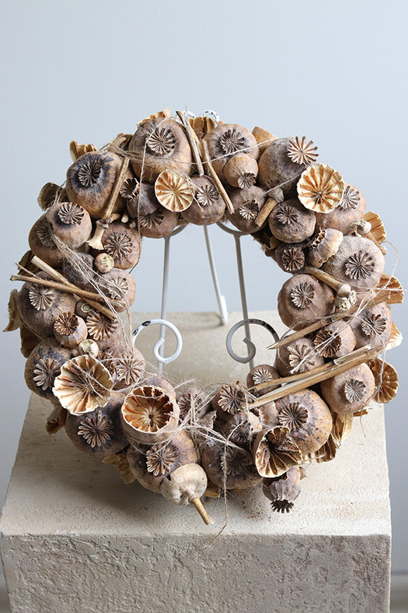 Makove Pole, wianek na drzwi z makówkami