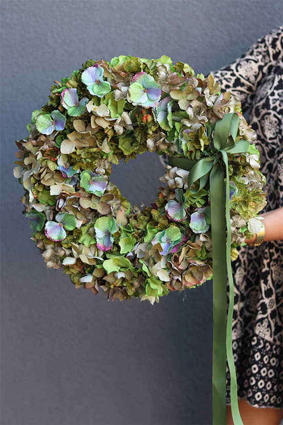 Zieleń Hortensji, zielony wianek na drzwi