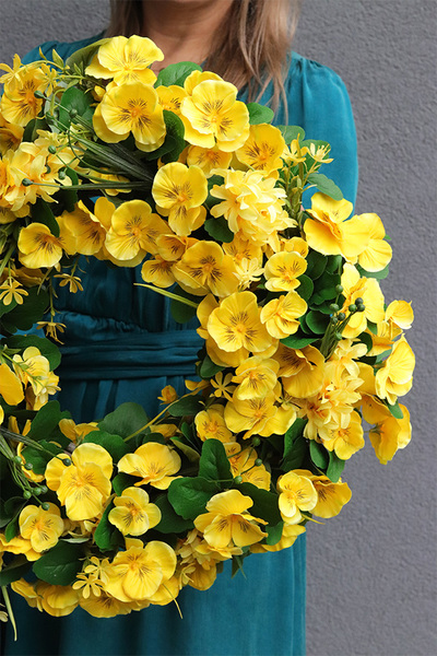 Żółte Bratki, żółty wianek na drzwi