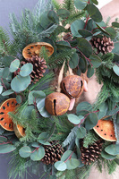 Natural Winter, zimowy wianek z dzwonkiem