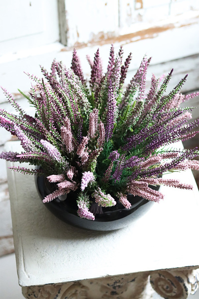 Wrzosy Piano, kompozycja w czarnej misie