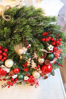 Reindeer Ski, świąteczny wianek z reniferem