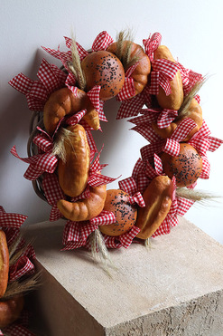 Pieczywko, wianek dekoracyjny do powieszenia, śr.38cm