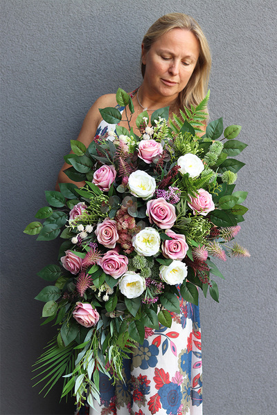 Kerisa, komplet dekoracji nagrobnych