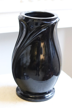 Czerń Żałobna G, ciężki flakon nagrobny, wys.30cm 