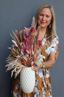 Boho Spring, kompozycja kwiatowa z suszem	