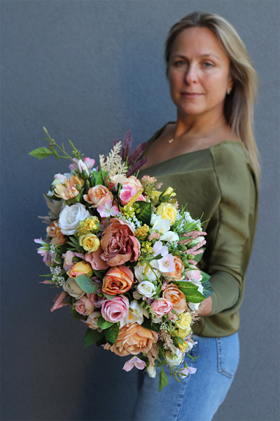 Herakita Gold, kompozycja w złotym naczyniu