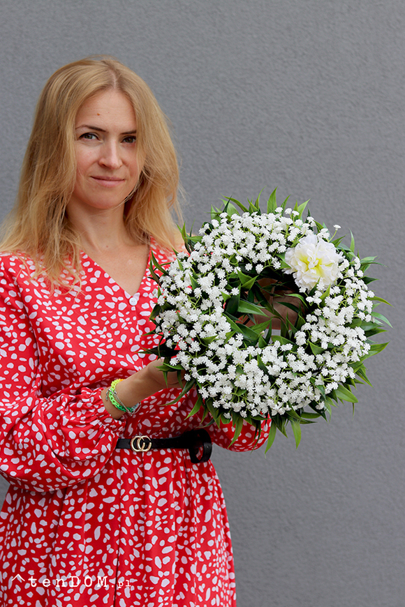  Letni Poranek, wianek dekoracyjny z gipsówką