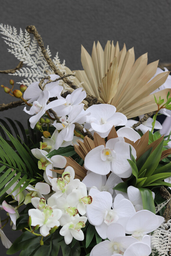 Wachlarze Cesarza, elegancka kompozycja nagrobna w naczyniu