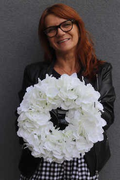 Hortensja White, wianek komunijny na drzwi lub stół, śr.30cm