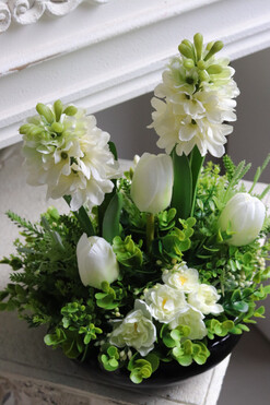 Hiacynty Piano, wiosenna dekoracja w misie, wys.37cm