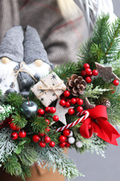 Szare Skrzaty, bożonarodzeniowy wianek na drzwi