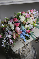 Abella Greenea, wielkanocna kompozycja kwiatowa