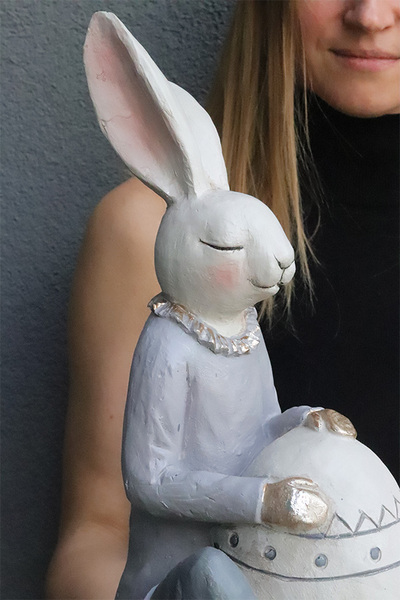 Bunny Egg, ceramiczna figurka wielkanocna