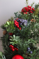 Berry Xmas, girlanda świąteczna z bombkami