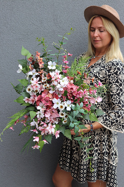 Leodore, bukiet nagrobny we wkładzie, dł.58cm