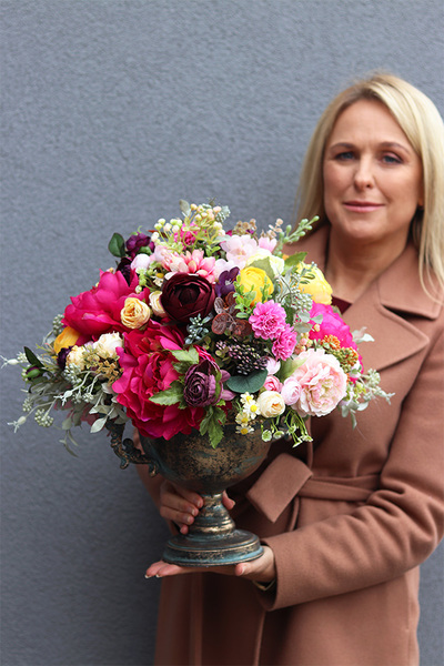 Golden Palace, kompozycja kwiatowa w pucharze