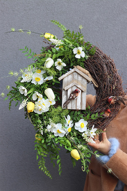 Budka Lęgowa, wiosenny wianek z domkiem, rozp.60cm 