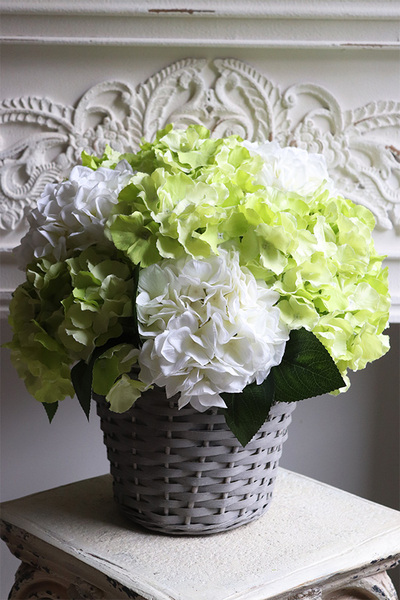 Zielona Magia, bogaty kosz z hortensjami, wys.45cm