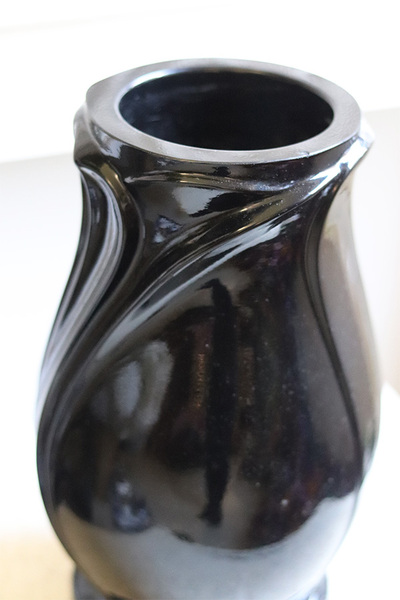 Czerń Żałobna ciężki flakon nagrobny