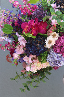 Bellrose, wielki dekoracyjny bukiet w wazonie