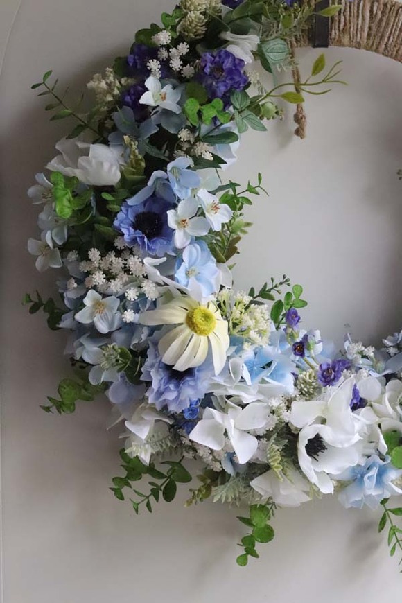 Majowe Kwiaty, wiosenny wianek z polnymi kwiatami