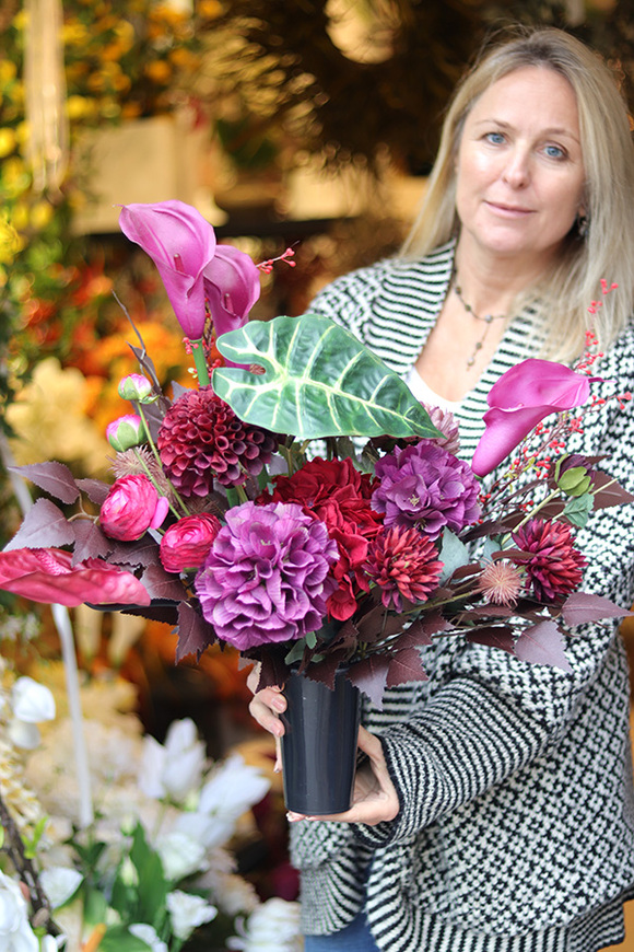 Bordo Cherry, bukiet nagrobny we wkładzie