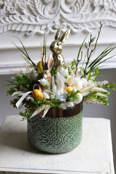 dekoracja wielkanocna w zielonej donicy Bunny A Star