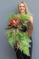 bogaty asymetryczny zielony wianek z karczochem, Naturaless, wym.68x45cm