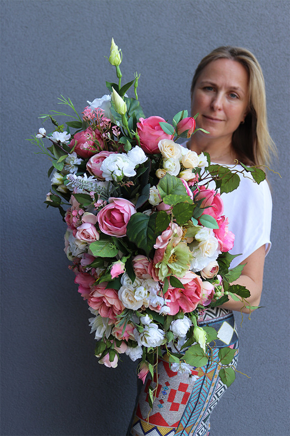 Sienalo Pink, kompozycja kwiatowa na stół, wym.33x77cm