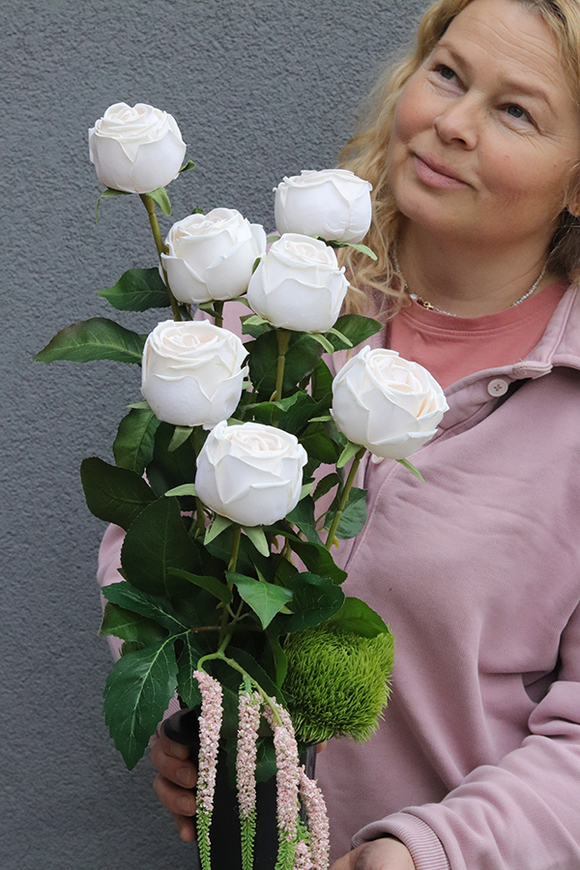 Clear Design Roses Ecru, nowoczesny bukiet nagrobny we wkładzie