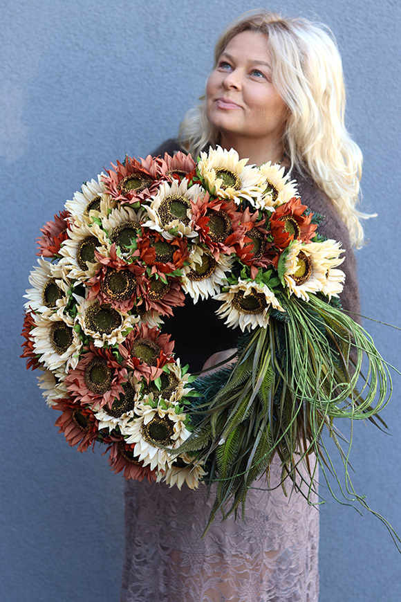 Roderio, wieniec nagrobny ze słonecznikami, śr.58cm