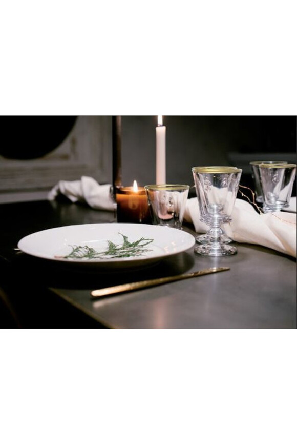 Pszczoła La Rochere, kieliszki ze złotą krawędzią	