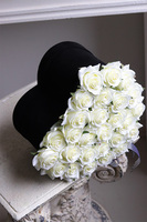 Czysta Miłość, serce flowerbox z różami na walentynki