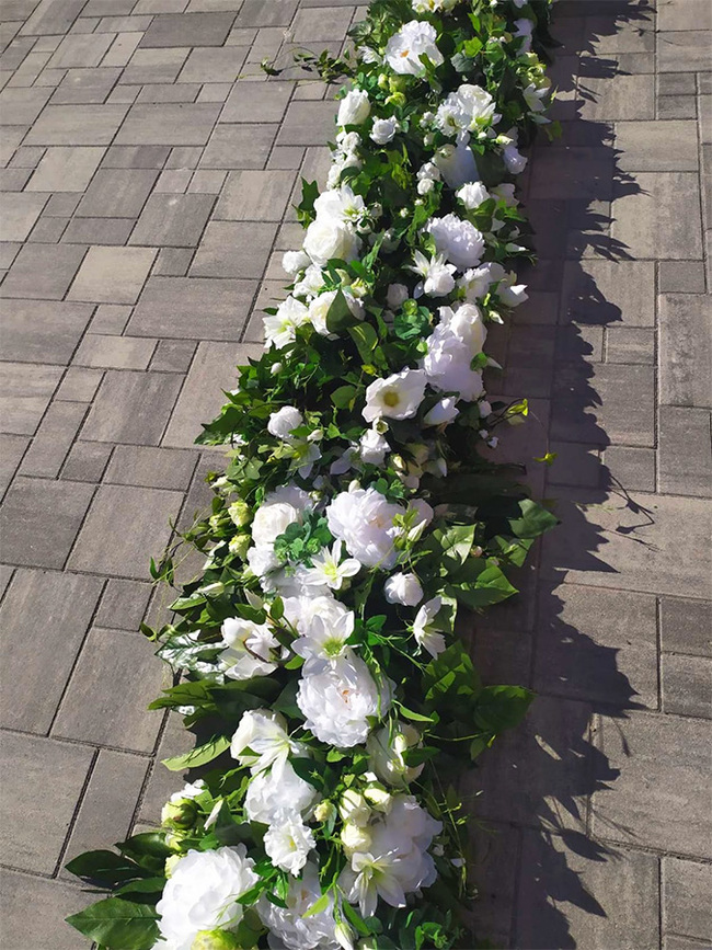 Romantic White, biała girlanda kwiatowa