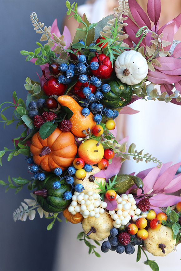 Lunera, barwny jesienny wianek z owocami, śr.34cm