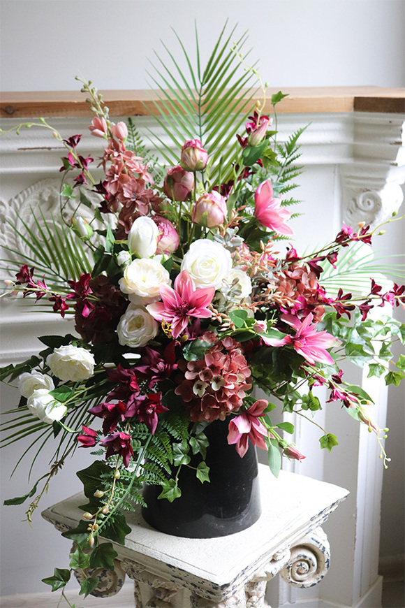 Neruda, bukiet nagrobny we wkładzie