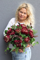 Bordo Chryzantemy Lux, komplet dekoracji nagrobnych