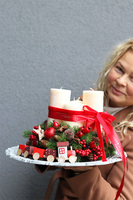 Winter Candles, stroik ze świecami na talerzu