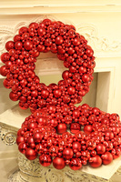 Pandora Red Big, świąteczny wianek ze szklanych bombek na drzwi