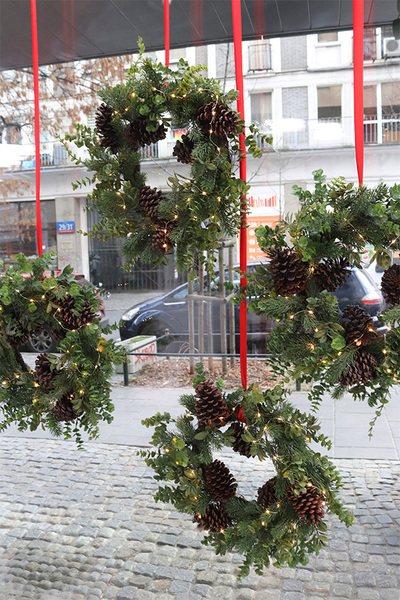 Szyszki Wigilijne, iglasty wianek zimowy, śr.55cm